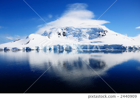 Neumier海峽的風景 2440909
