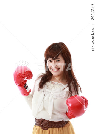 A woman to box 2442239