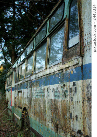Disused bus Disused bus 2443314