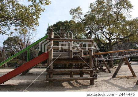 Park / Athletic playground equipment 2444476