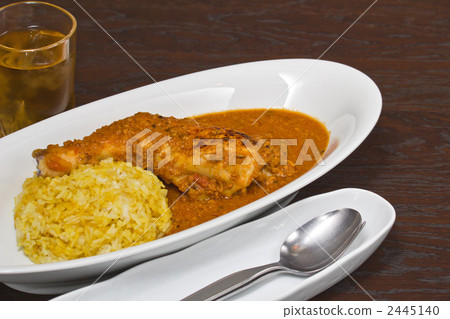 雞肉，肉桂和堅果煮熟的咖哩“Dampu” 2445140