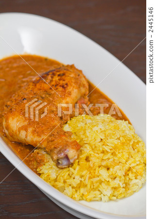 雞肉，肉桂和堅果煮熟的咖哩“Dampu” 2445146