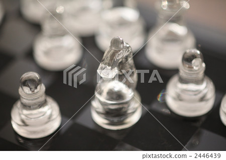 chess, raw glass, sundries 2446439