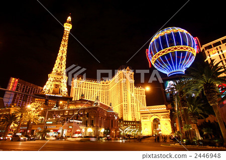 Night view of Las Vegas 2446948