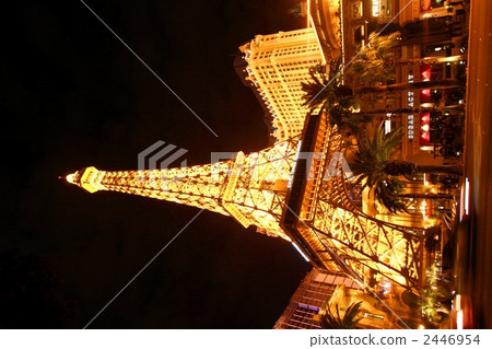 Night view of Las Vegas 2446954