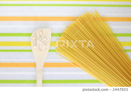 Pasta and pasta server Pasta and pasta server 2447933