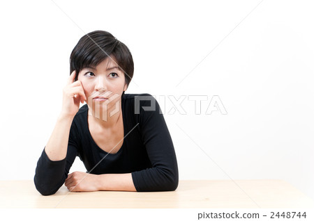 30多歲 三十幾歲 30幾歲 2448744