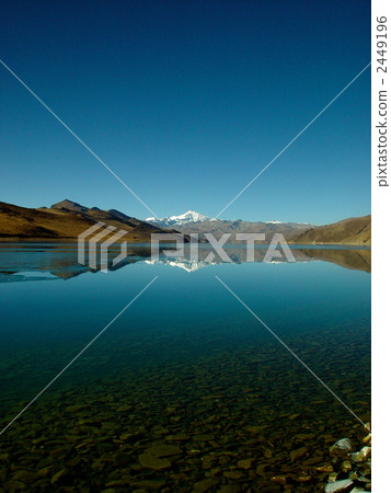 Yamdrok lake [Tibet] 2449196