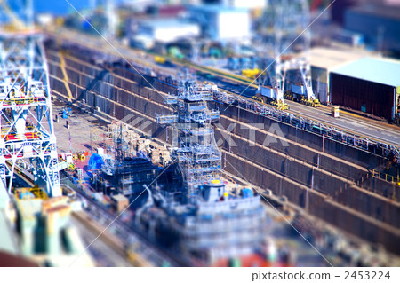 船廠建造的狗圍場 船廠建造的狗圍場 2453224