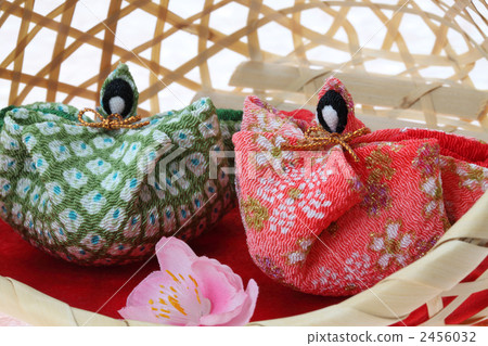 bamboo basket, dolls for girl's festival, grime 2456032