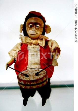 tin toy, monkey, monkeys 2460692