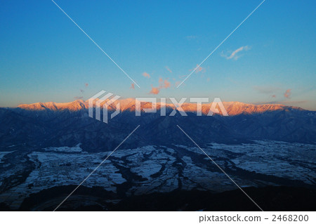 中阿爾卑斯山脈 白雪皚皚 雪景 2468200