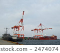 Gantry crane and cargo ship Gantry crane and cargo ship 2474074