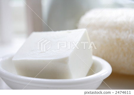 Handmade soap and loofah 2474611