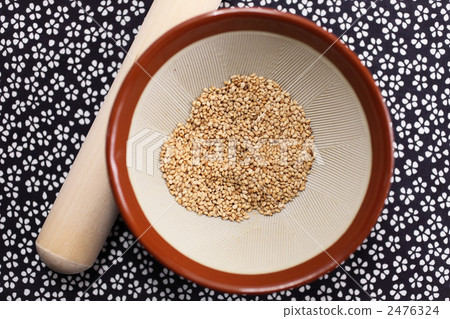 Roasted mortar with sesame seeds 2476324