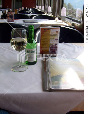 國際火車的餐館車 2481392