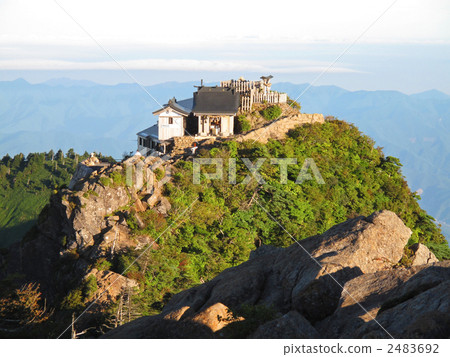 Ishikari Shrine of Mt. Ishizuru Mountain top company 2483692