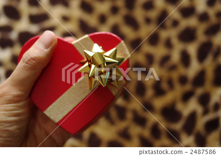 A gift from a young woman A gift from a young woman 2487586