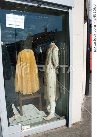 show window, tog, outfit 2491560
