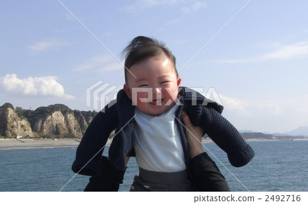 Sky and sea and baby 2492716