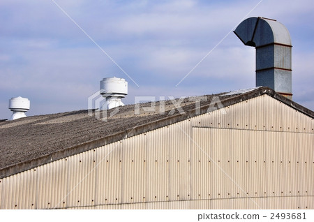 Factory slate roof 2493681