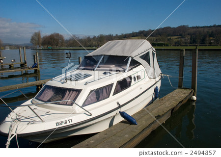 motorboat, motorboats, powerboat 2494857