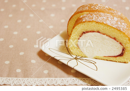 Roll cake  2495385