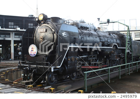 C622在轉彎平台轉彎 C622在轉彎平台轉彎 2495979