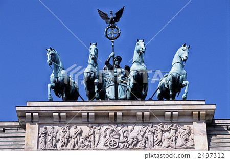 Berlin Brandenburg gate horse 2497312