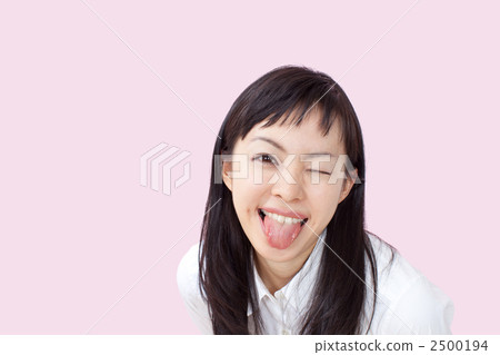A woman with a tongue 2500194
