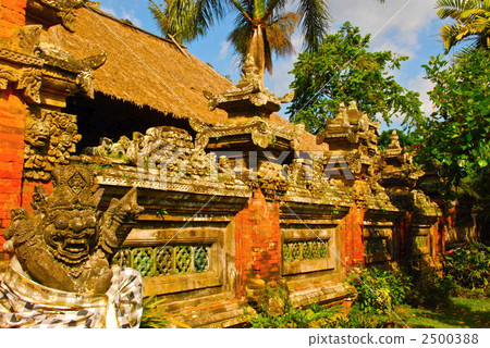 烏布皇宮“Prisaren Agung”(烏布/巴厘島/印度尼西亞) 烏布皇宮“Prisaren Agung”(烏布/巴厘島/印度尼西亞) 2500388