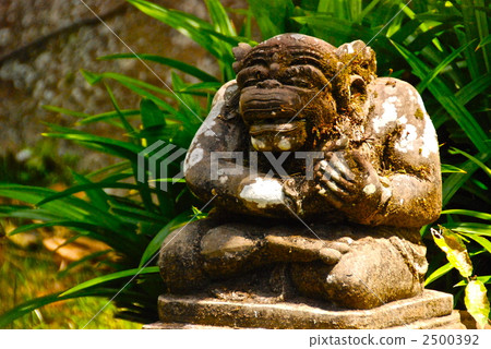 巴厘島印度教石像(烏布/巴厘島/印度尼西亞) 巴厘島印度教石像(烏布/巴厘島/印度尼西亞) 2500392