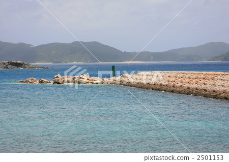 broken, be broken, breakwater 2501153
