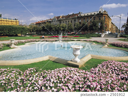 In Zagreb city In Zagreb city 2501912