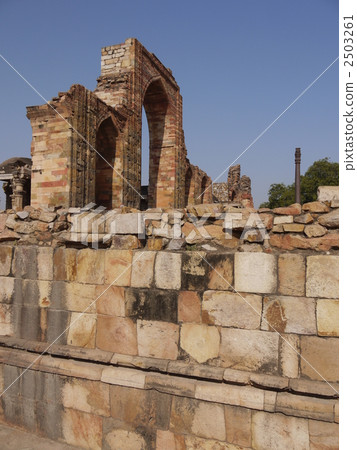 New Delhi: Qutub Minar New Delhi: Qutub Minar 2503261