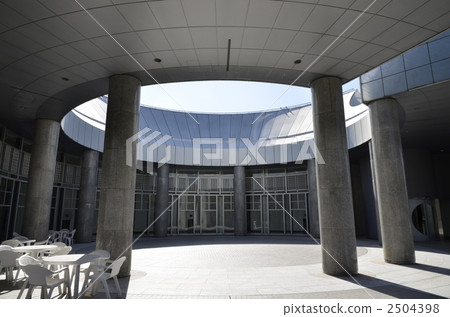 Circular square 2504398