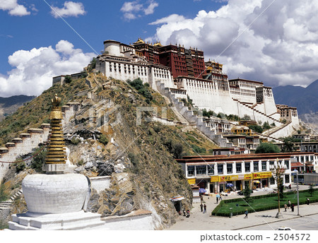 Potala Palace of Lhasa 2504572