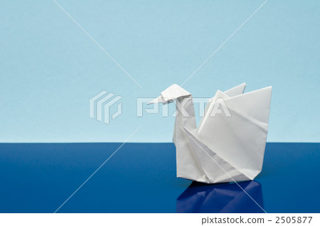 Origami swan Origami swan 2505877