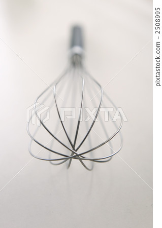 kitchen supplies, eggbeater, whisk 2508995