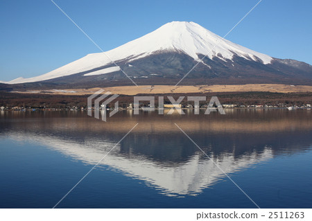 Upside-down Fuji 2511263