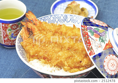 Bowl of rice and fried fish 2512478