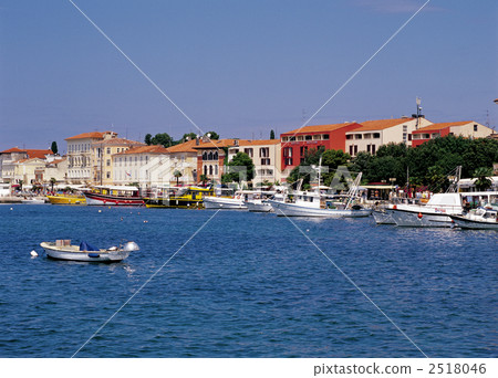 In Porec city 2518046