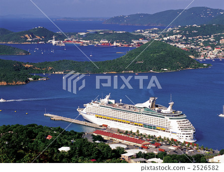 Caribbean cruise ship of St. Thomas Island 2526582