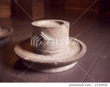The old stone mortar 2530936