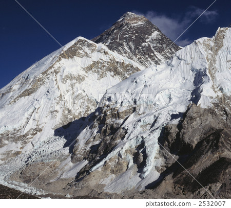 尼泊爾從珠穆朗瑪峰Calaporatal 2532007