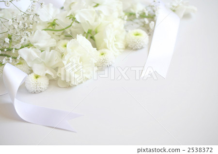 white flowers, White Flower, flower arrangement 2538372