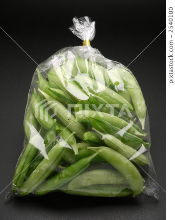 Green peas with bag (pea) 2540100