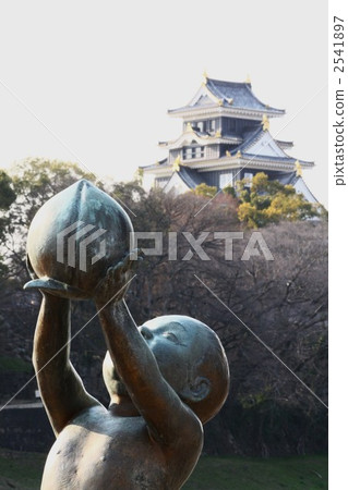 Momomo on the waterside Momomo on the waterside 2541897