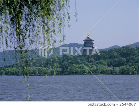 Lake West Lake in Hangzhou 2544067