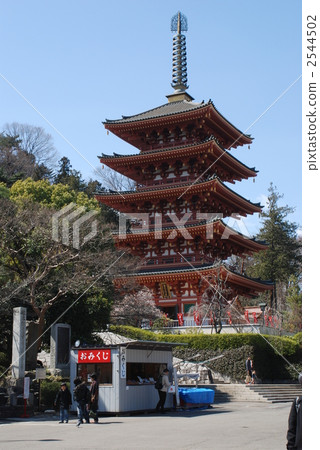 quintuple of tower, takahata fudoson temple, shrines and temples 2544502
